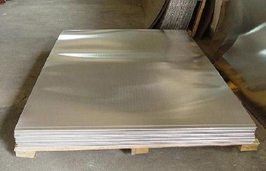 1060 1070  5002 6063 Anti Corrosion Aluminium Sheet 2mm 3mm 8x4 Lightweight  Aluminum Plate